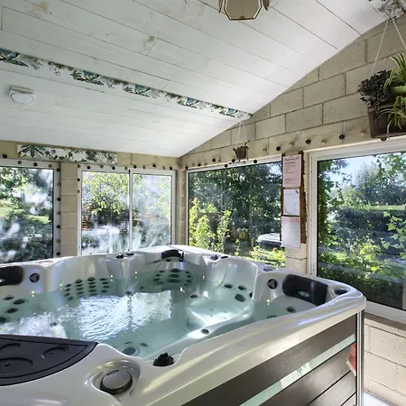 Domaine De Garat Bed & Breakfast