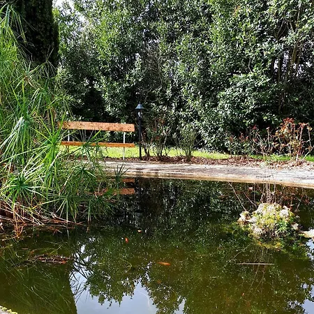 Domaine De Garat Bed & Breakfast
