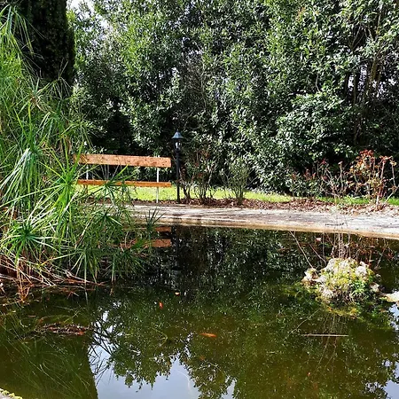 Domaine De Garat Bed & Breakfast